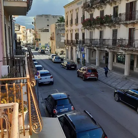 Anna's - * Milazzo